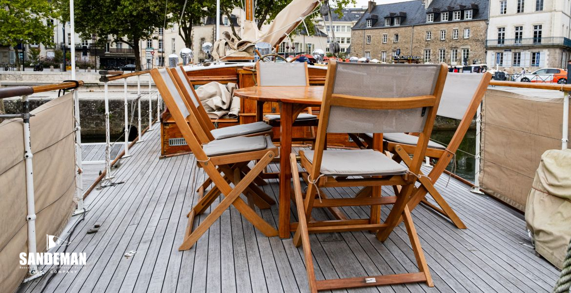Aft deck view forward