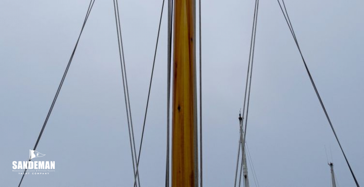 Mainmast view aft