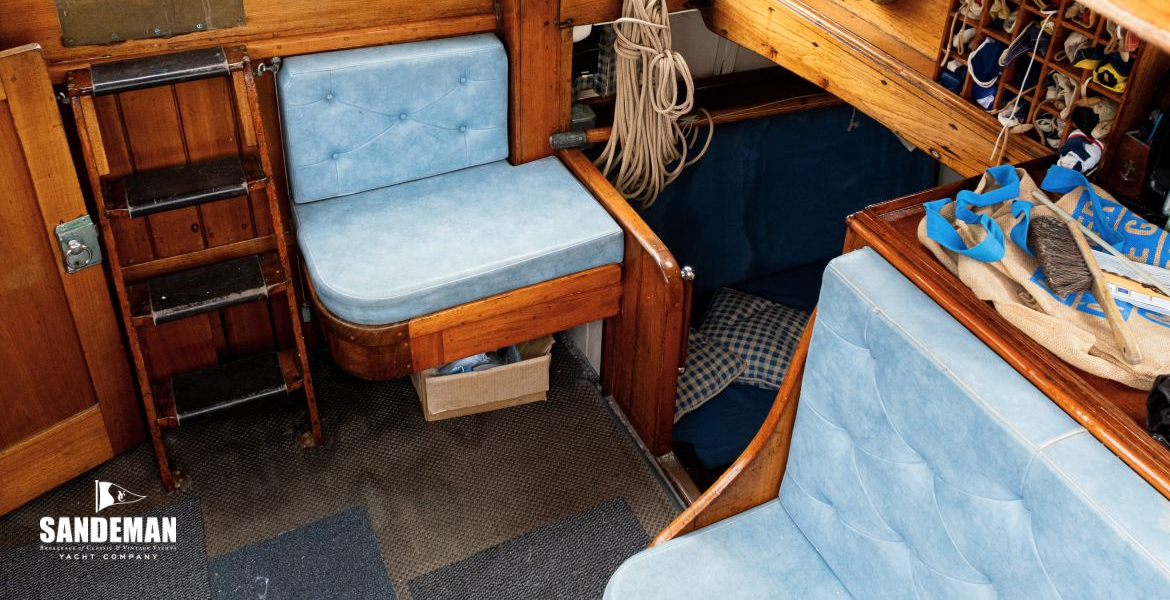 View to starboard into wheelhouse
