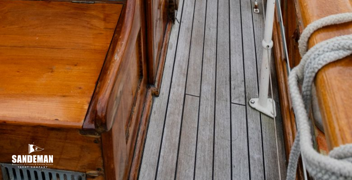 Starboard side deck view forward
