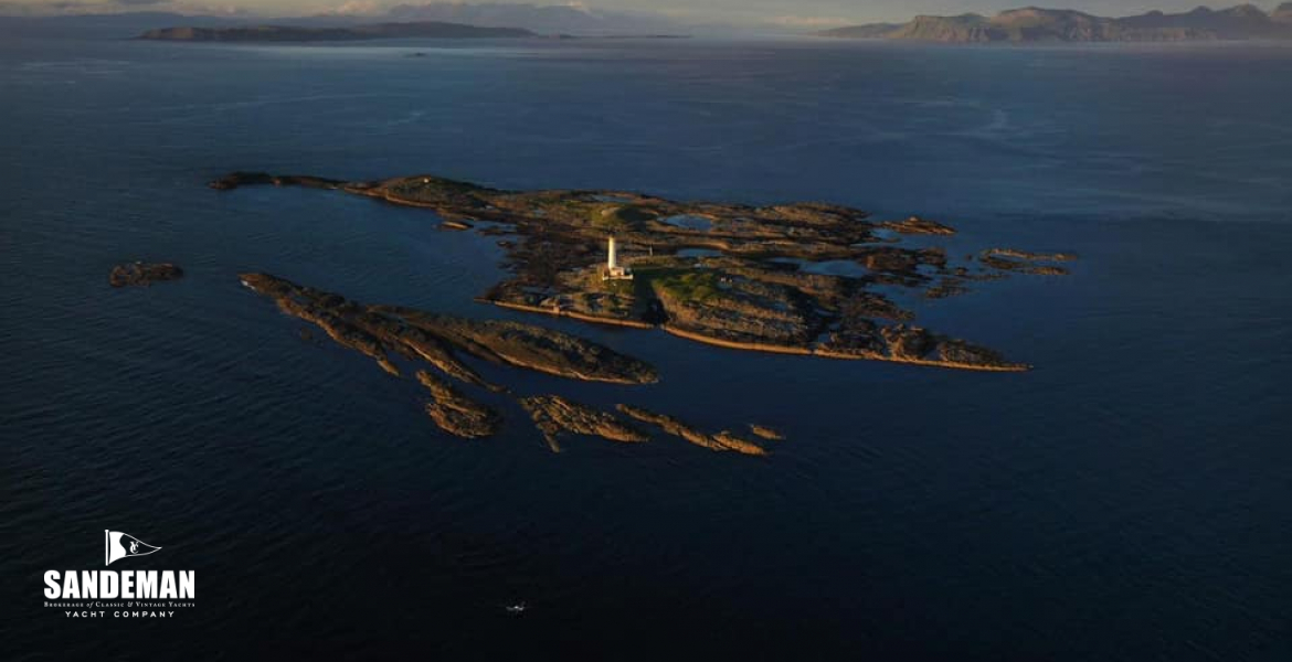 Hyskeir with Canna top left [Northern Lighthouse Board]