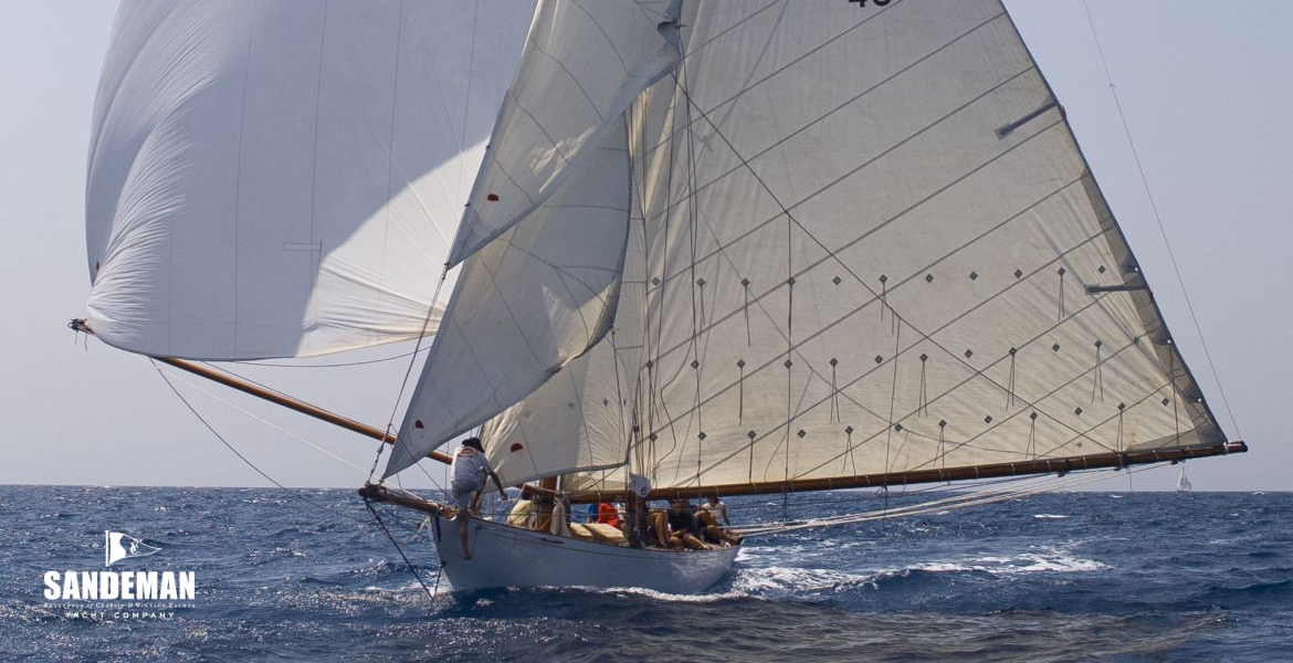 6 sails downwind [Photo: James Robinson Taylor]