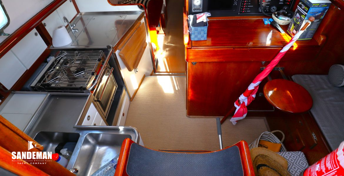 Pilot house overview forward from companionway