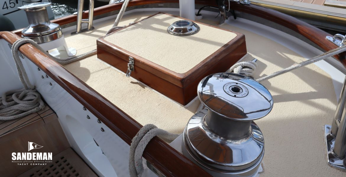 Cockpit aft to starboard
