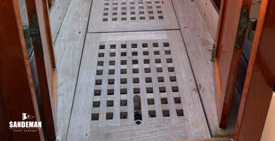 Cockpit view aft from companionway