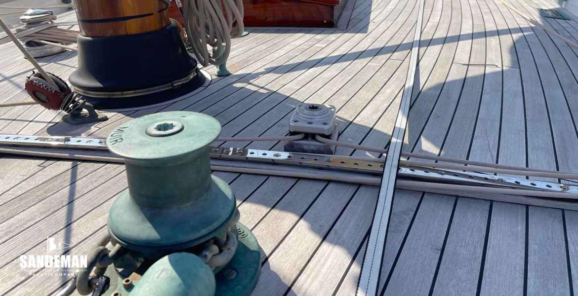 View aft from foredeck