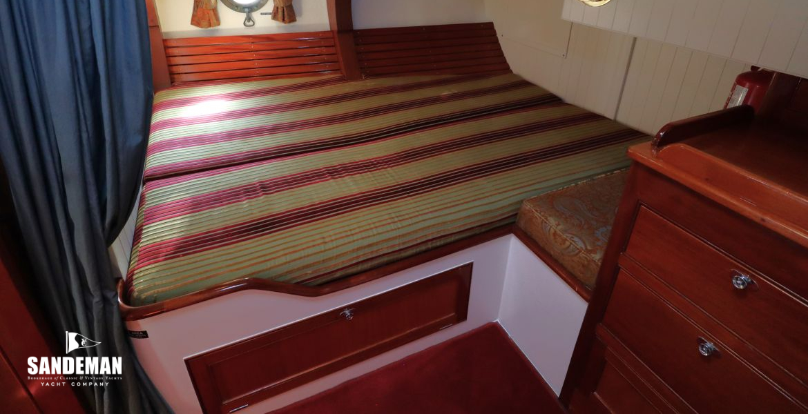 Owner cabin view to starboard