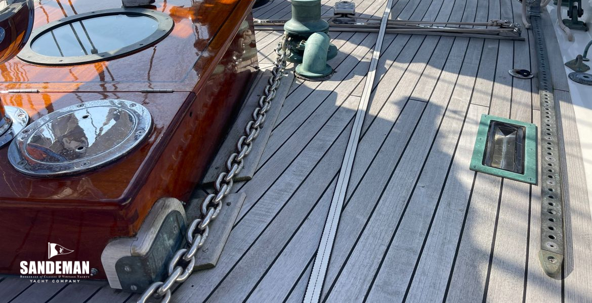 View aft from foredeck