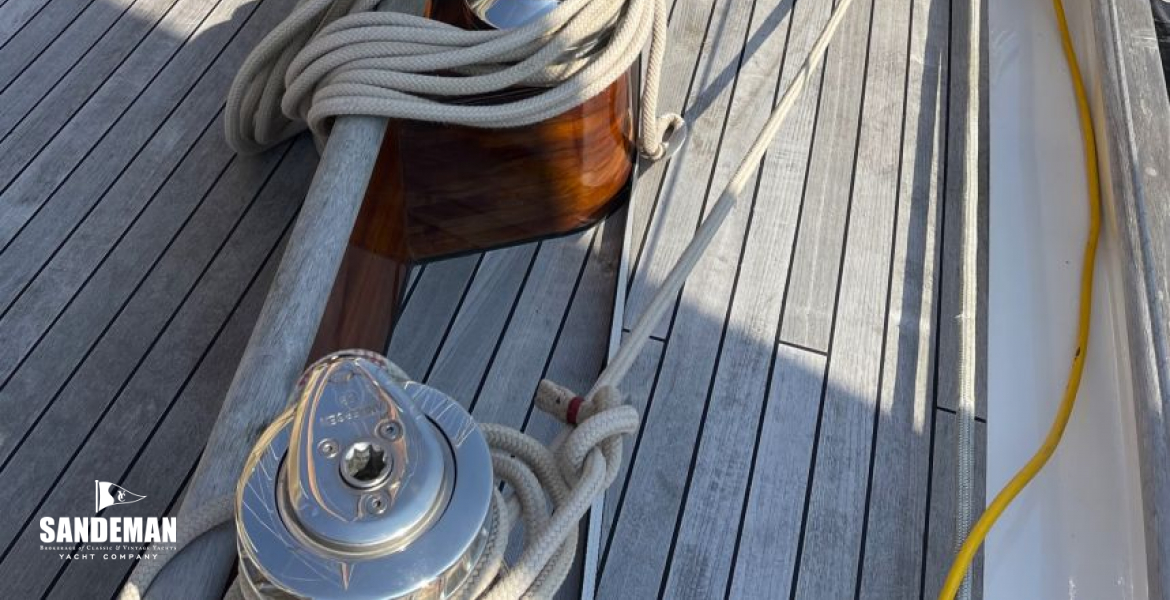 Starboard side deck view forward