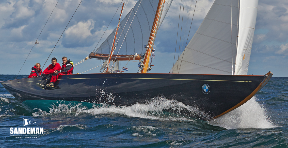 Windward bow [Photo: Nico Krauss]