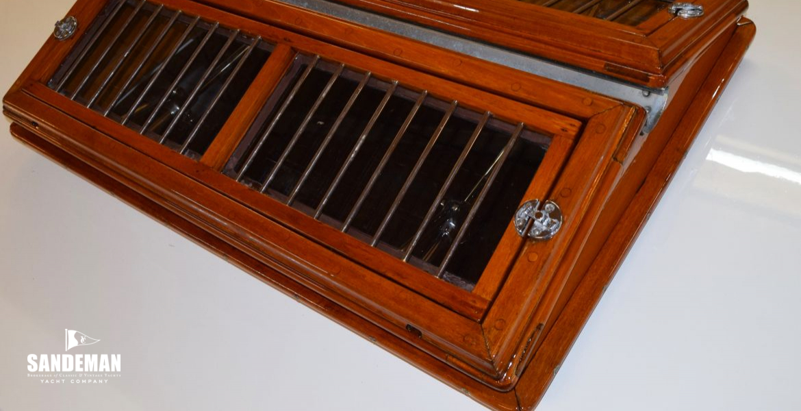 Saloon skylight