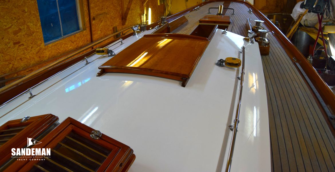 Coachroof view aft
