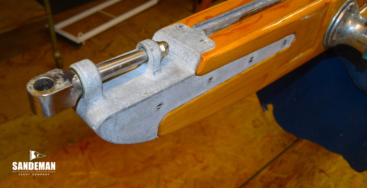 Gooseneck articulation