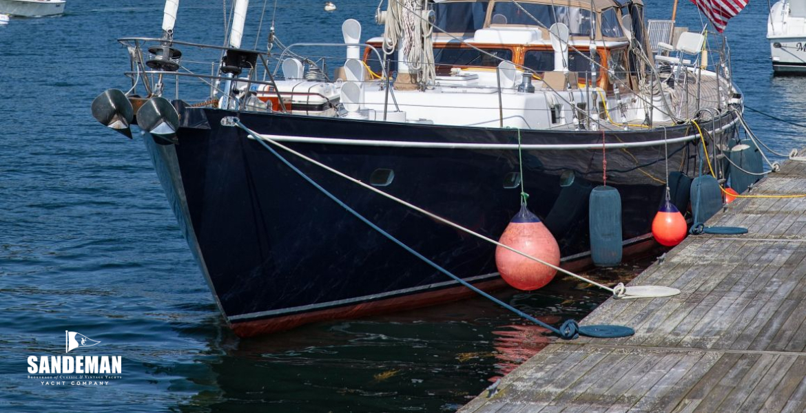 Port bow alongside