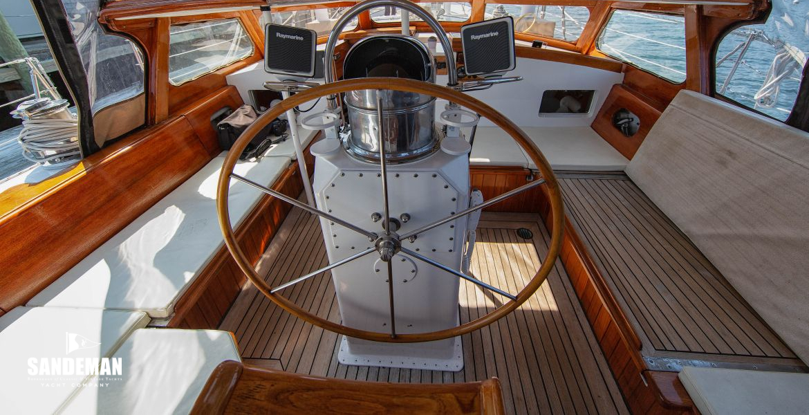 Cockpit view forward