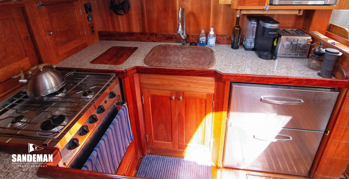 Galley view aft to starboard