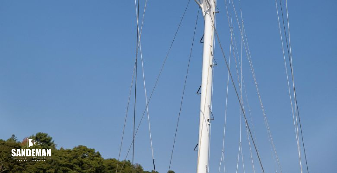Mizzen mast view aft