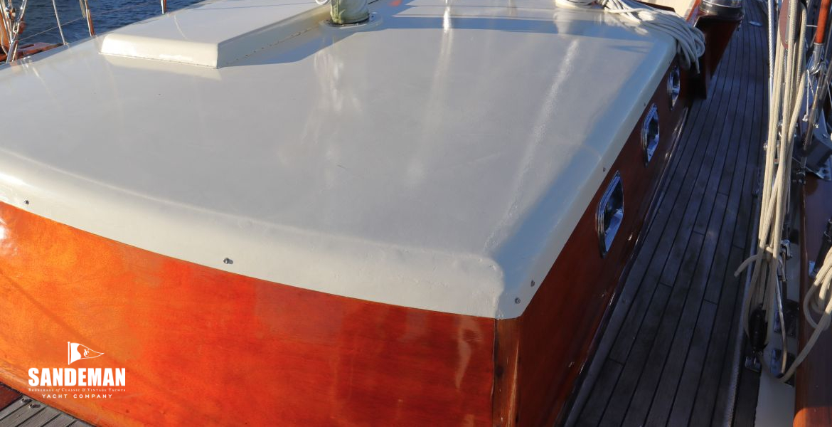 Aft cabin trunk to cockpit