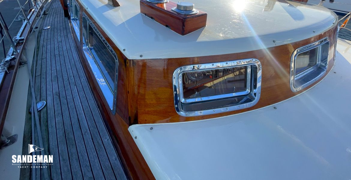Superstructure view aft