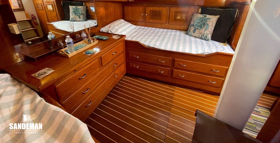 Aft owner cabin view to port
