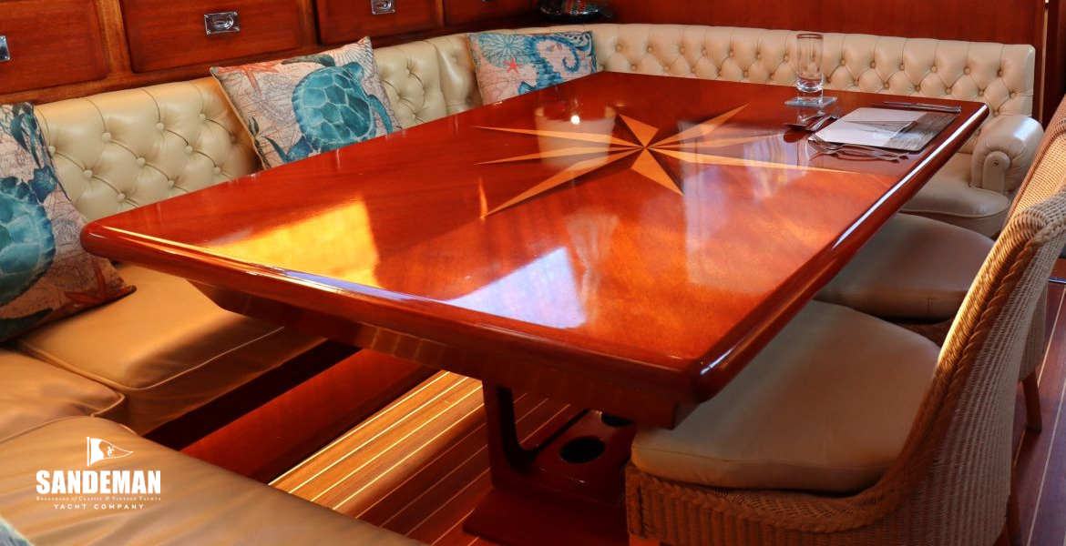 Saloon view aft
