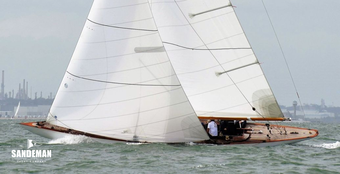 Leeward [Photo: John Green Cowes]
