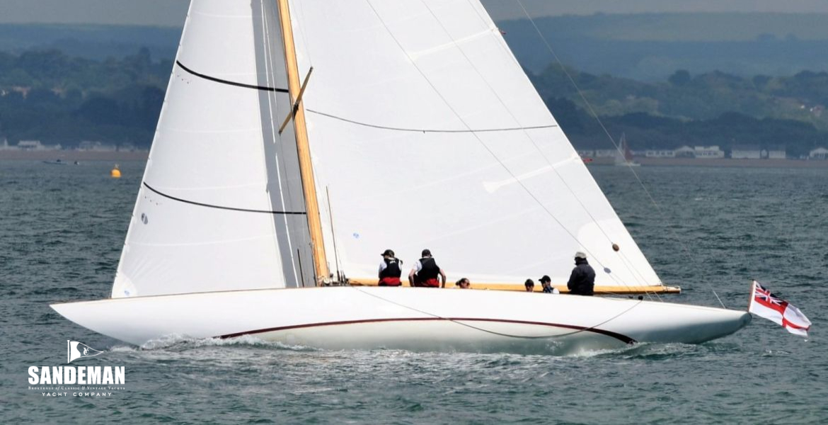 Windward [Photo: John Green Cowes]