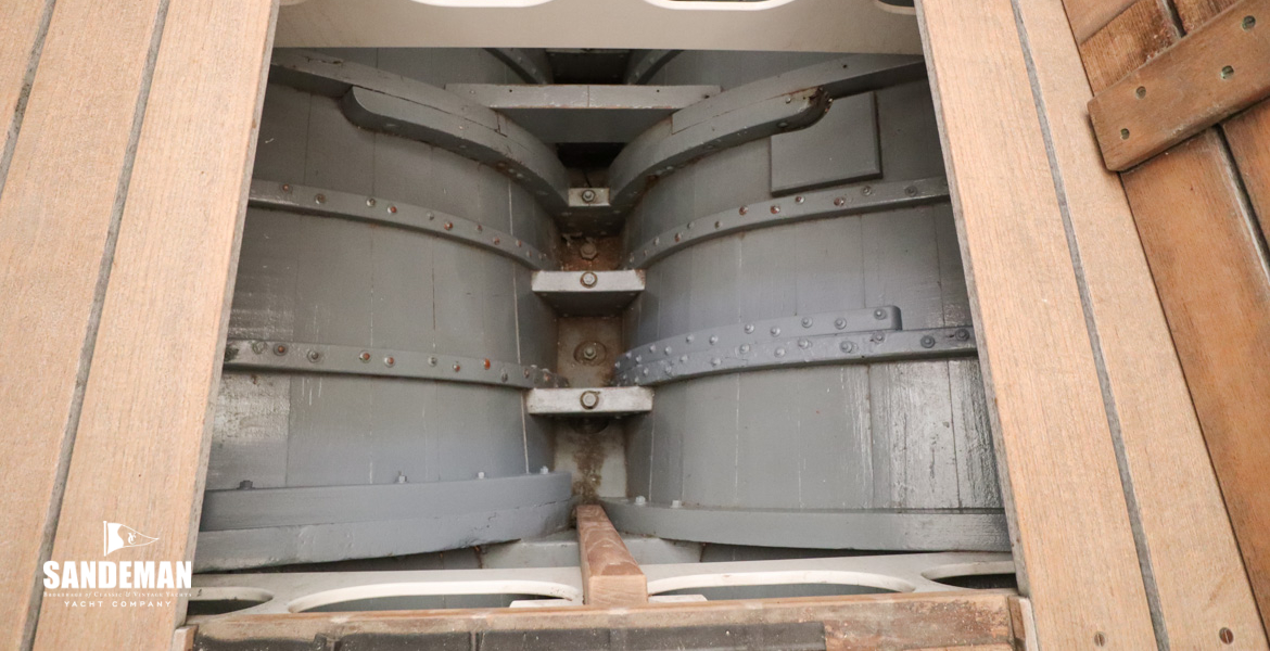 Cockpit bilge
