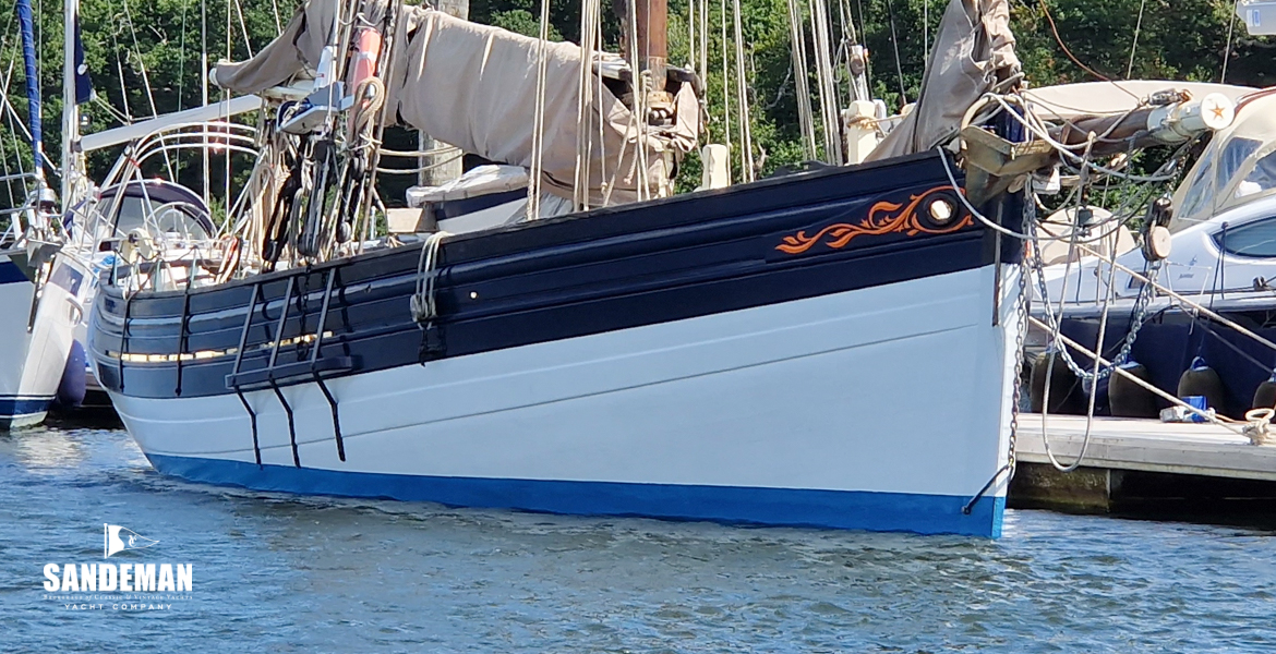 Starboard bow