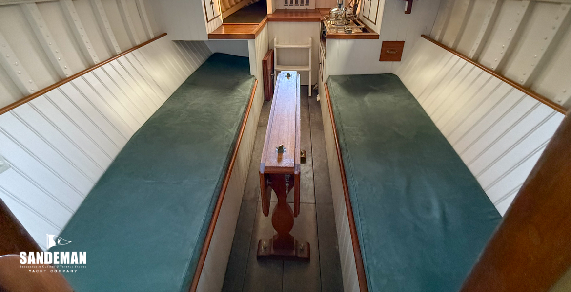 Saloon view aft