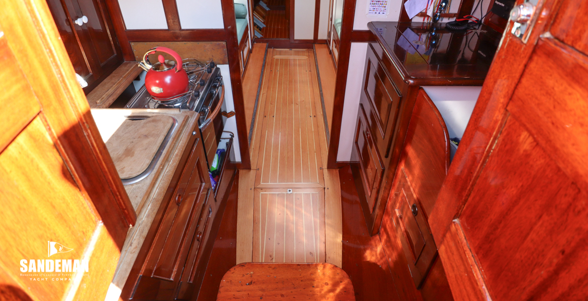 Accommodation view forward from companionway