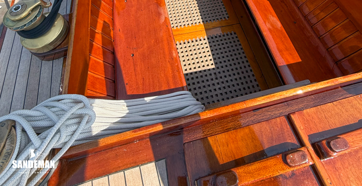 Cockpit view forward, with sprayhood