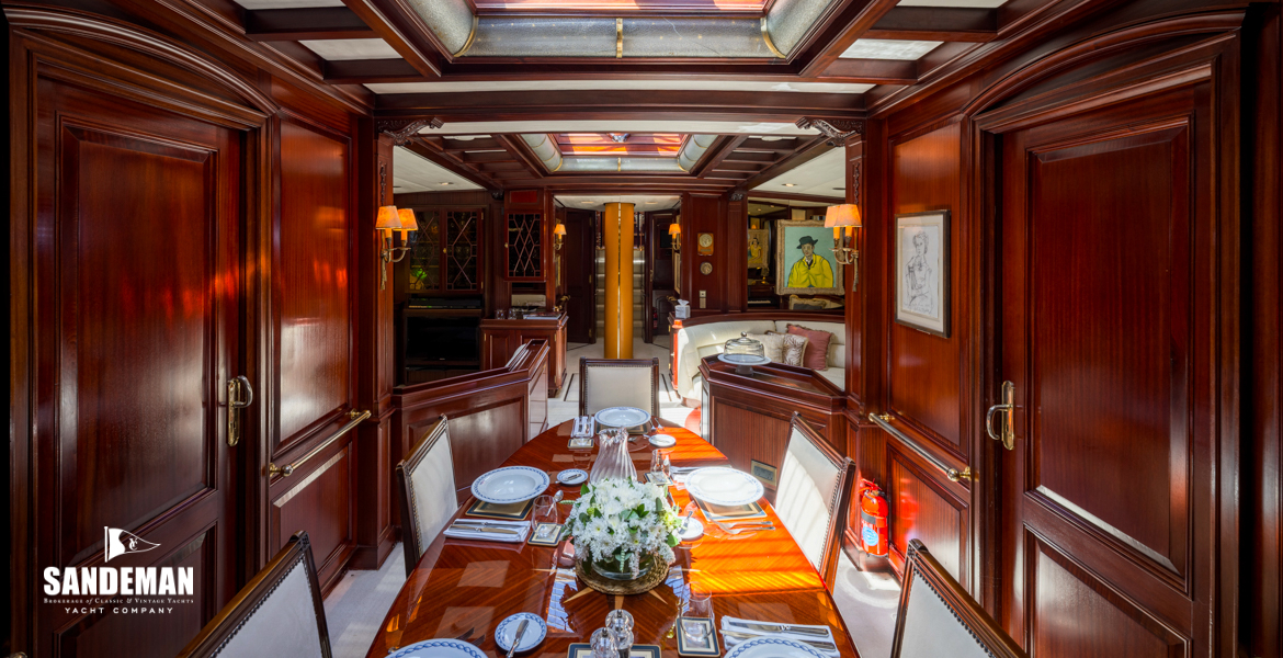 Dining area view aft