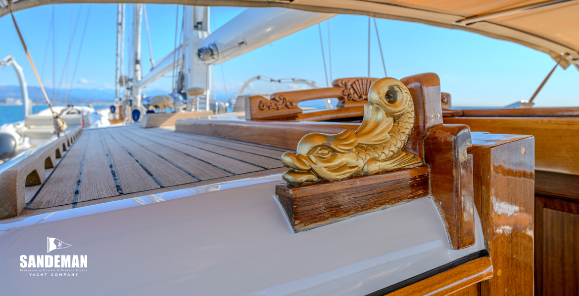 View forward over pilot house