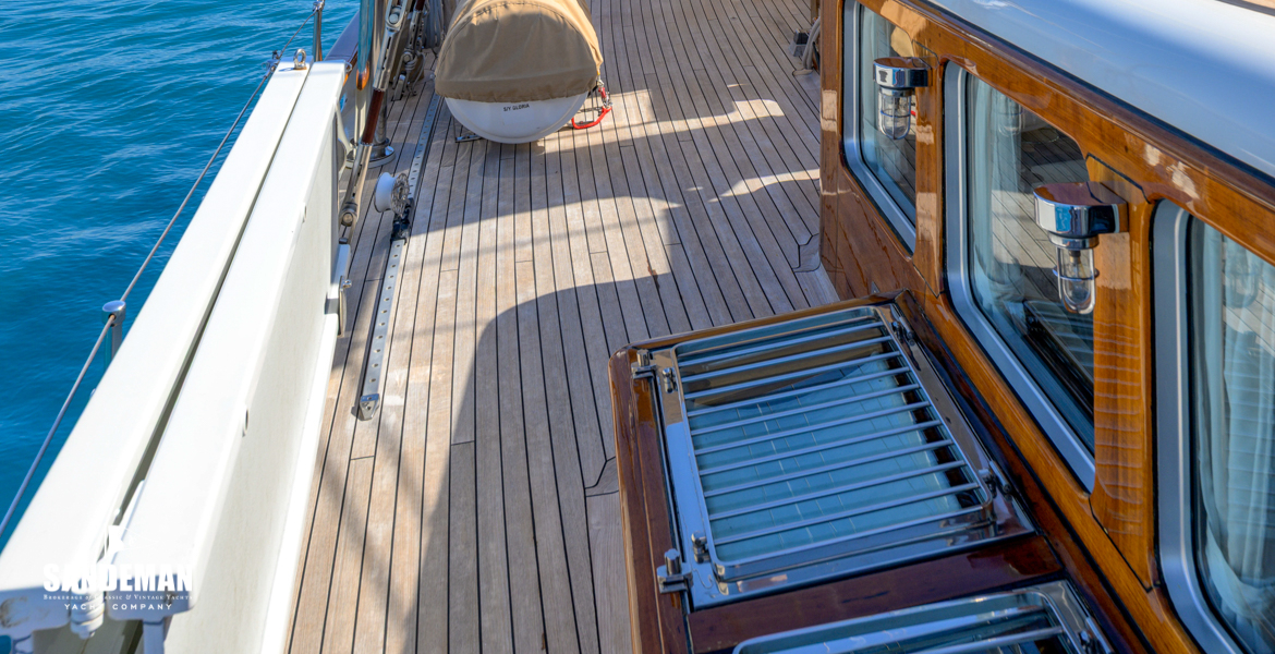 Port side deck view forward