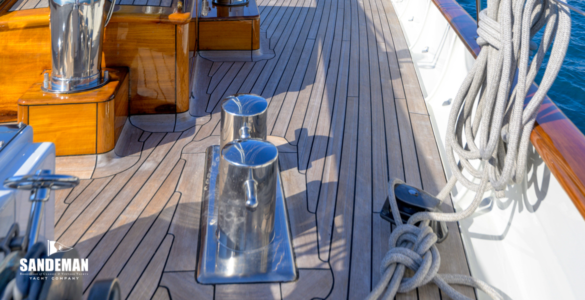 View aft from foredeck