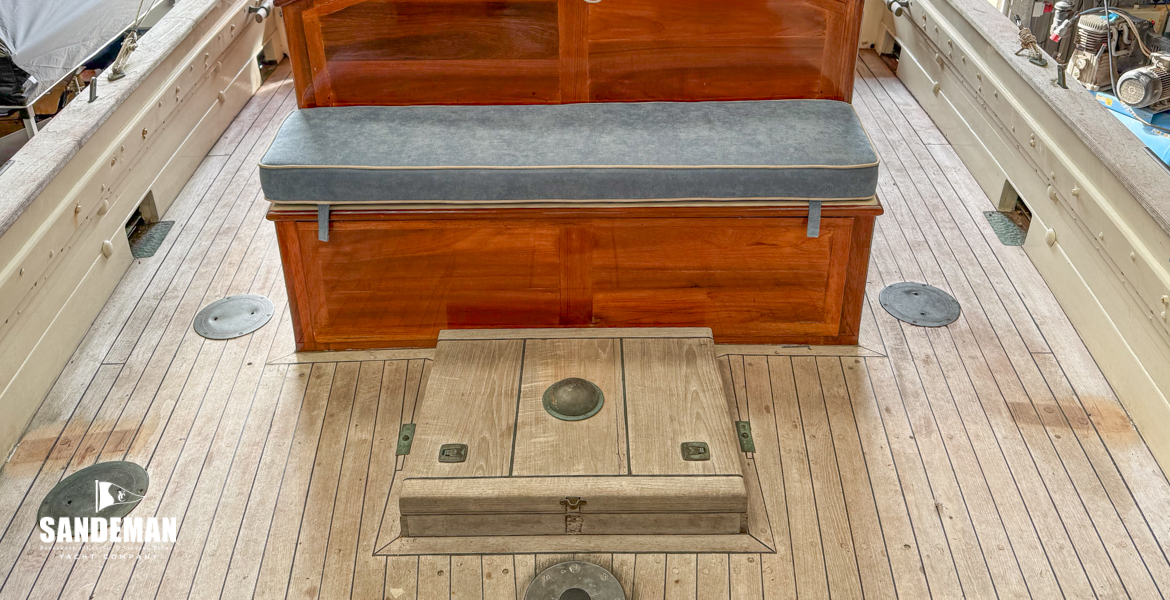 Aft deck view forward