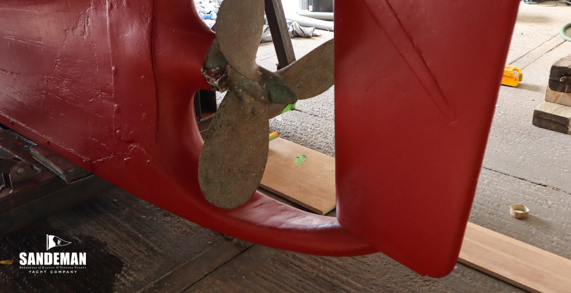 Stern gear