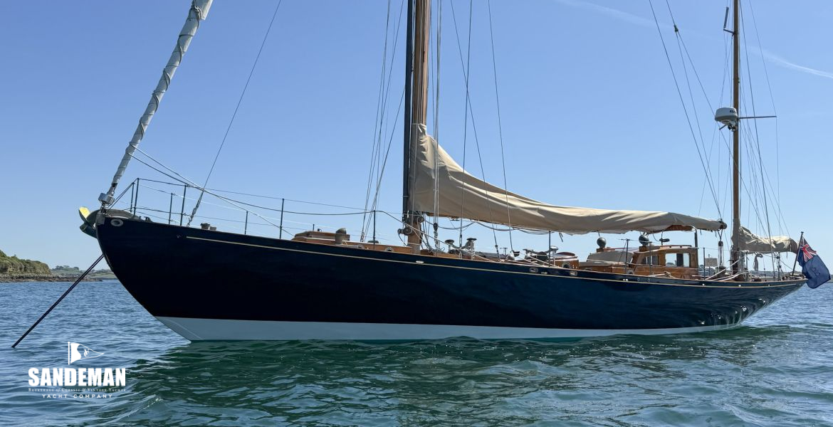 Moored port bow