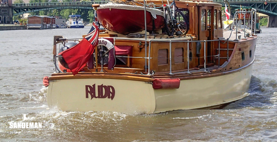 Starboard quarter, Prague