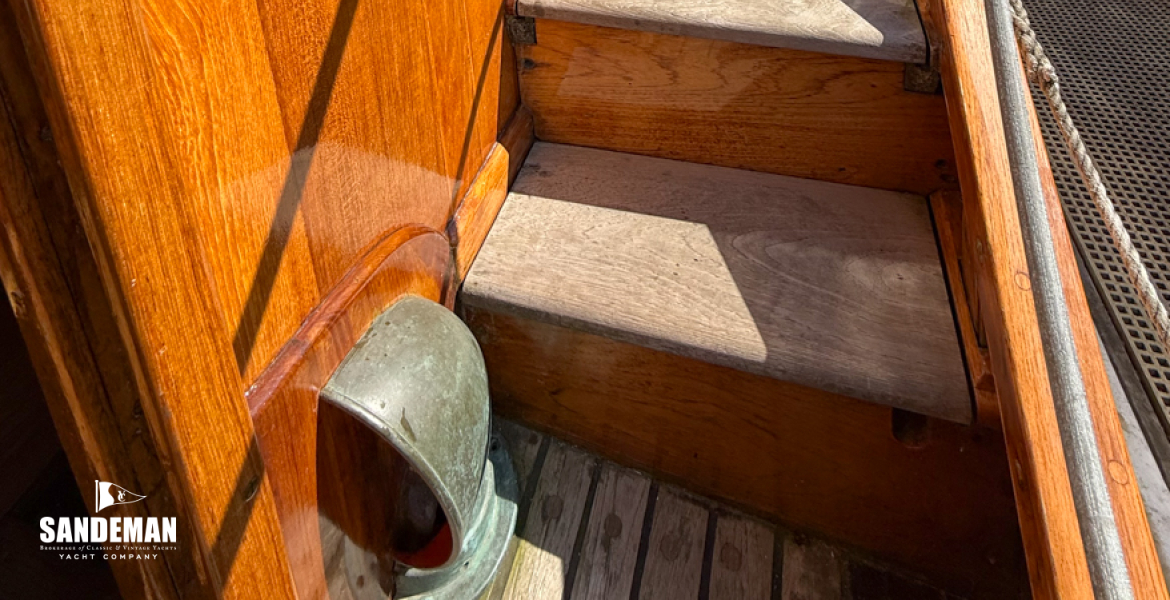 At starboard wheelhouse entrance