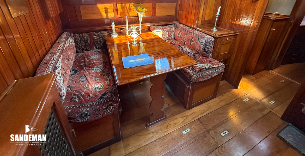 Saloon view to port