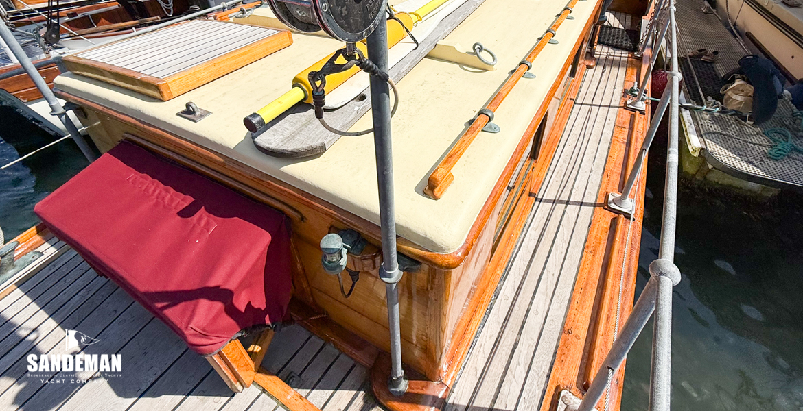 Aft deck view forward 