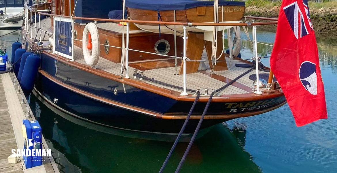 Port quarter alongside [MDL Shamrock Quay]