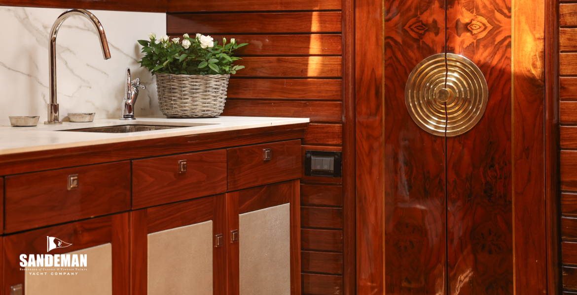 Galley to port forward & door to WC compartment