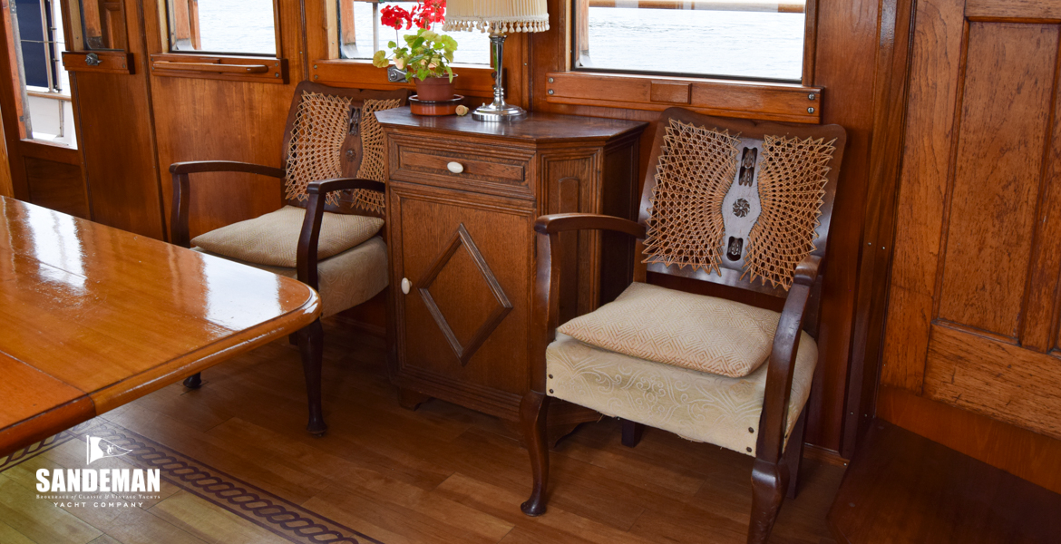 Saloon view to port