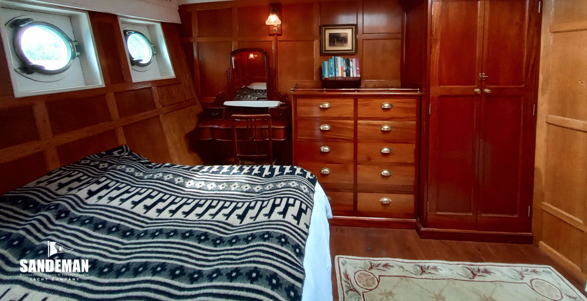 'No. 2' cabin view forward
