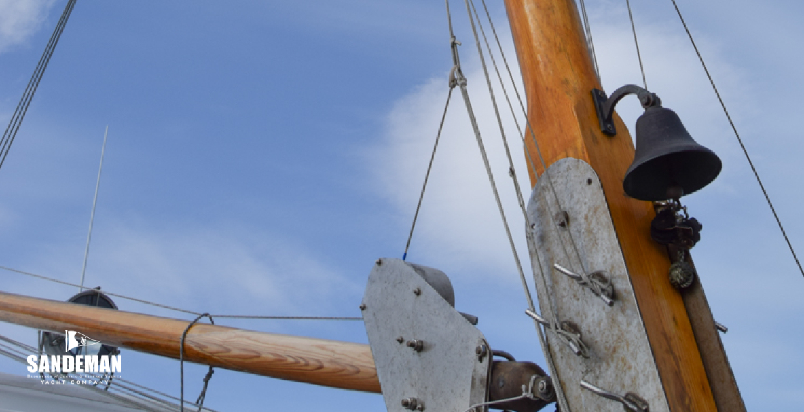 Main mast details