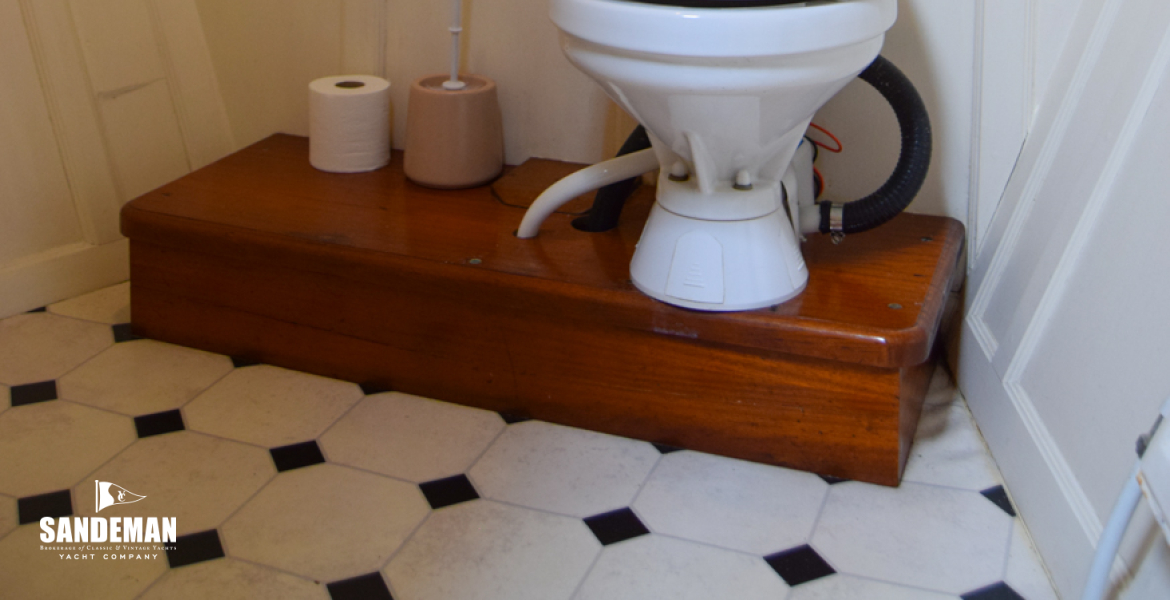 'No. 1' cabin en-suite