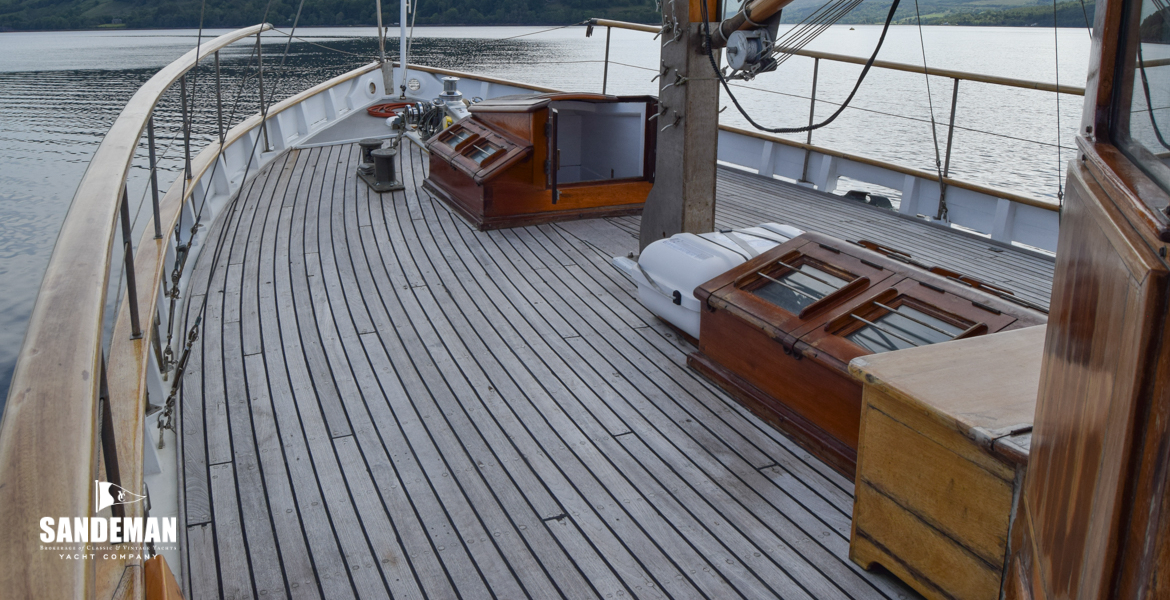 Foredeck view forward to starboard